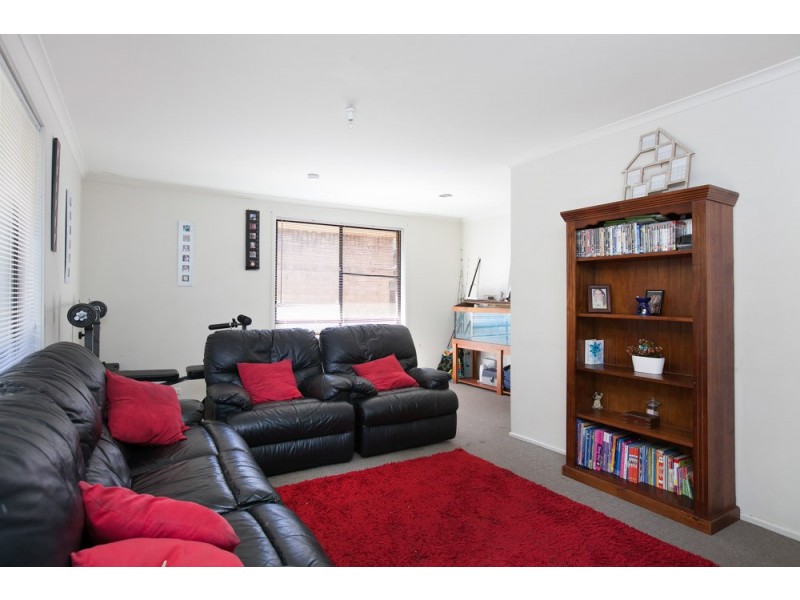 4 Hughes Crescent, Kiama Downs NSW 2533