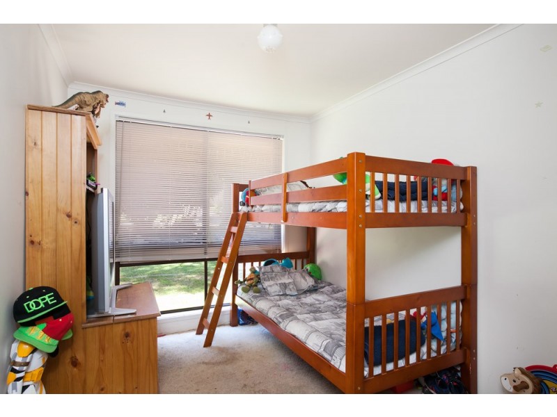 4 Hughes Crescent, Kiama Downs NSW 2533