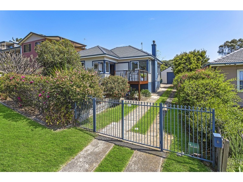 6 Hutchinson Street, Kiama Downs NSW 2533