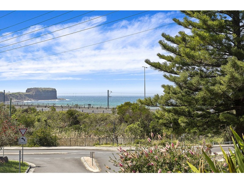 6 Hutchinson Street, Kiama Downs NSW 2533