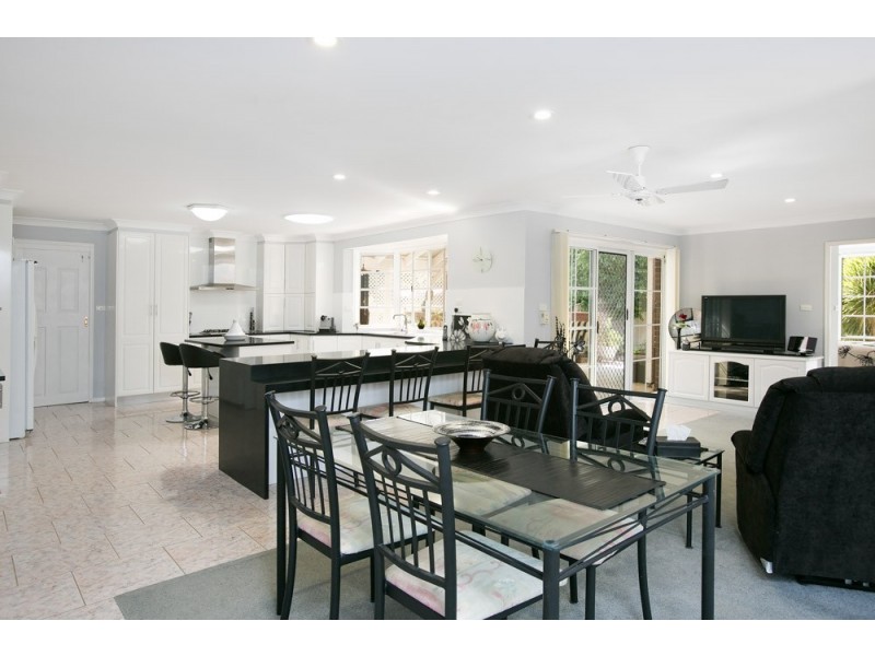 94 Meehan Drive, Kiama Downs NSW 2533