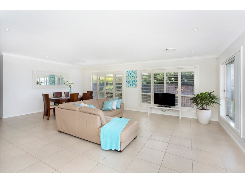 61 The Boulevarde, Oak Flats NSW 2529