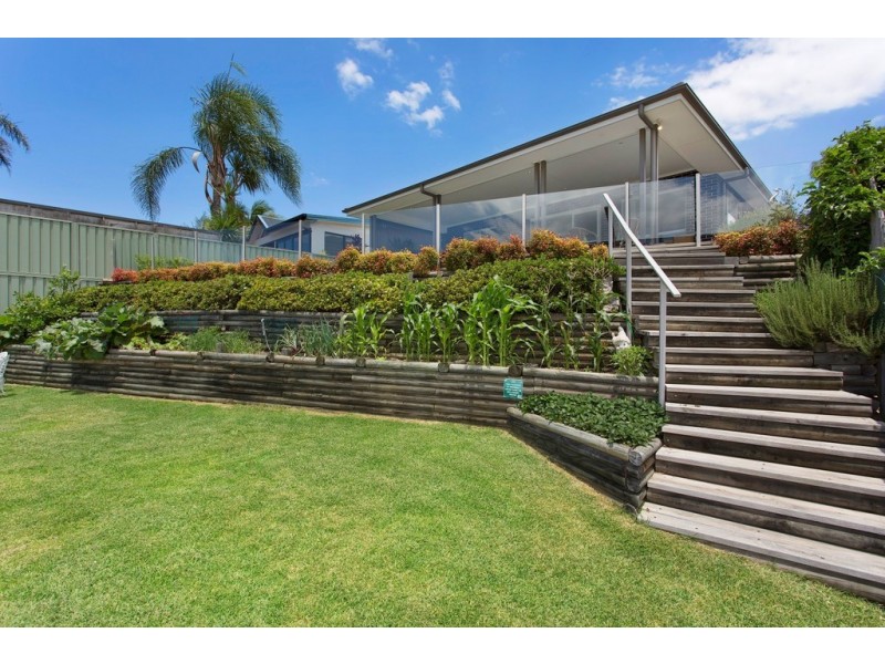 61 The Boulevarde, Oak Flats NSW 2529