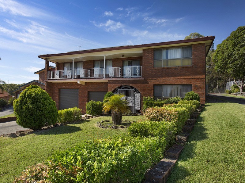 130 Captain Cook Drive, Barrack Heights NSW 2528