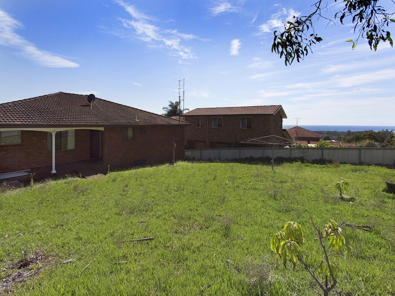 130 Captain Cook Drive, Barrack Heights NSW 2528