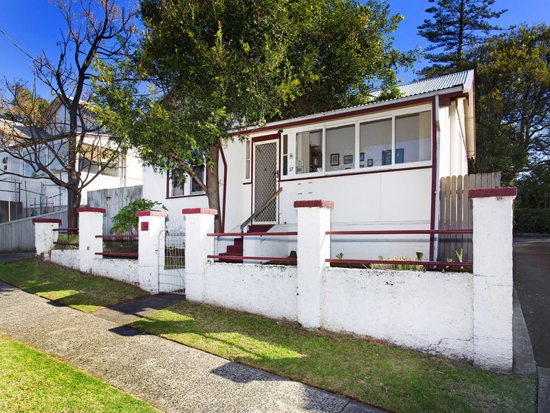 17 Railway Parade, Kiama NSW 2533