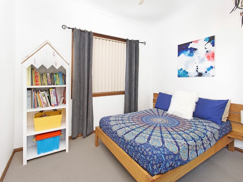 15 RAILWAY AVENUE, Minnamurra NSW 2533