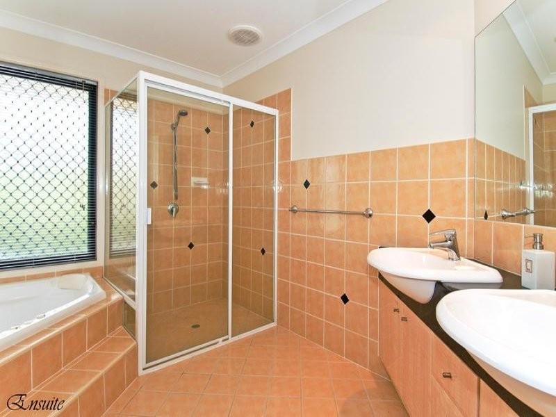 49 Primrose St, Thornlands QLD 4164