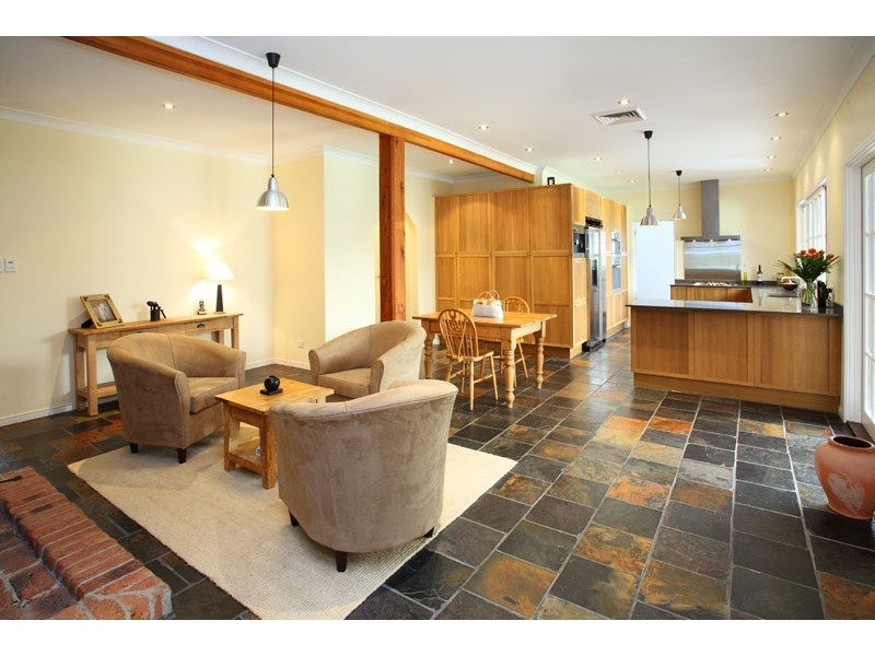 29 Erobin St, Cleveland QLD 4163