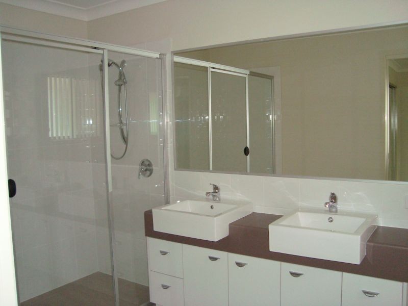 2/7 Wills Lane, Capalaba QLD 4157