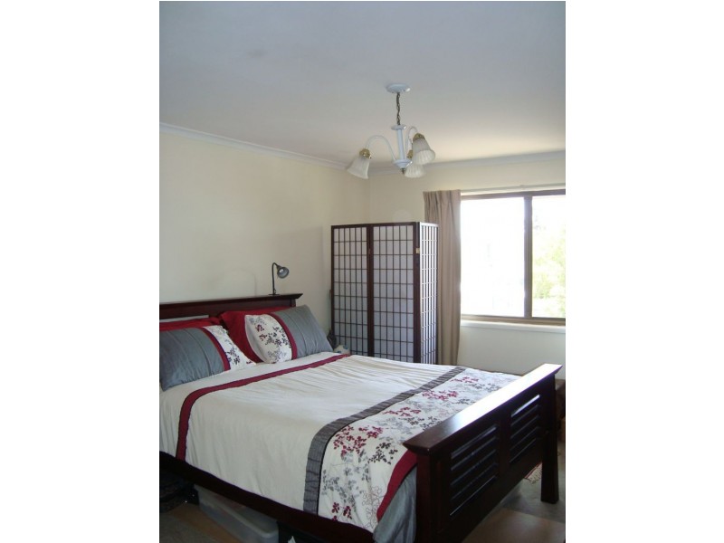 15 Kennedy Drive, Capalaba QLD 4157