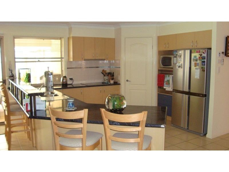 14 Rachel Place, Thornlands QLD 4164