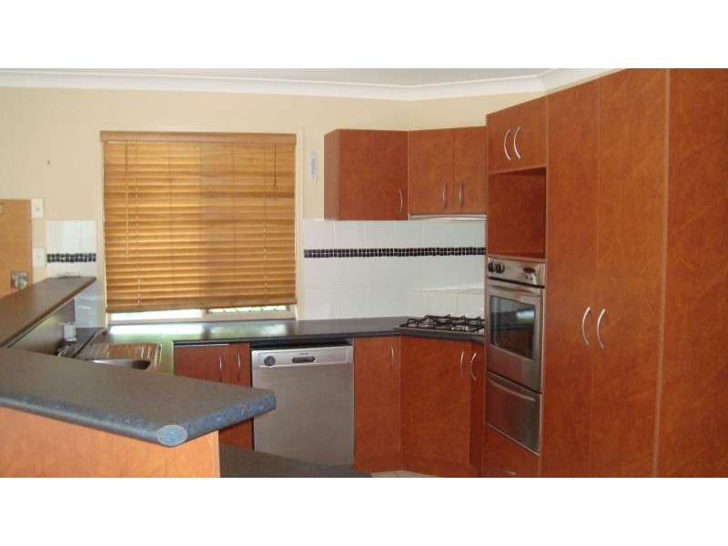 6 Canegrove Street, Wellington Point QLD 4160