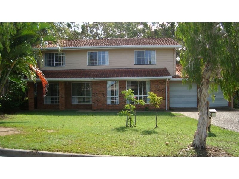 4 Peacock Court, Birkdale QLD 4159
