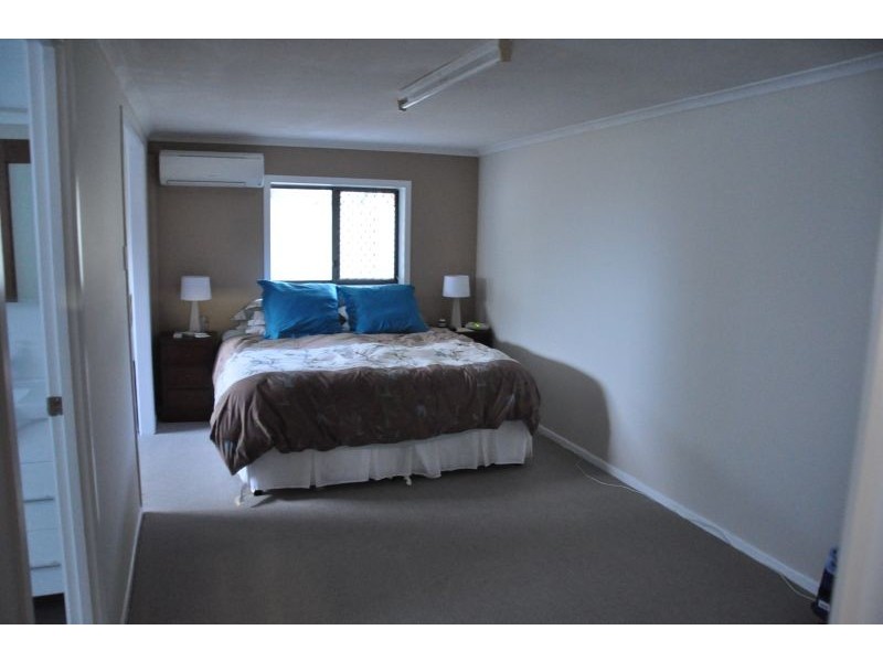 17 Sunbury, Birkdale QLD 4159