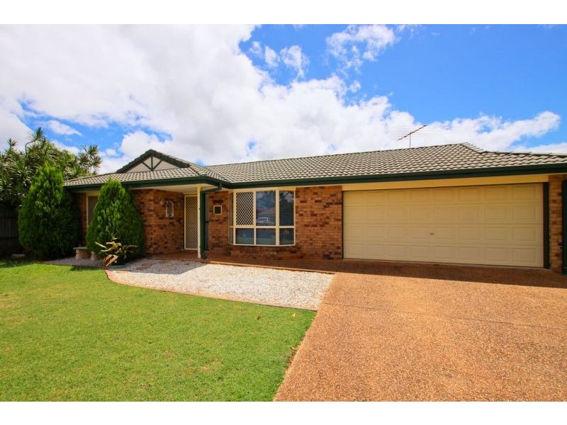 7 Mashie Place, Redland Bay QLD 4165