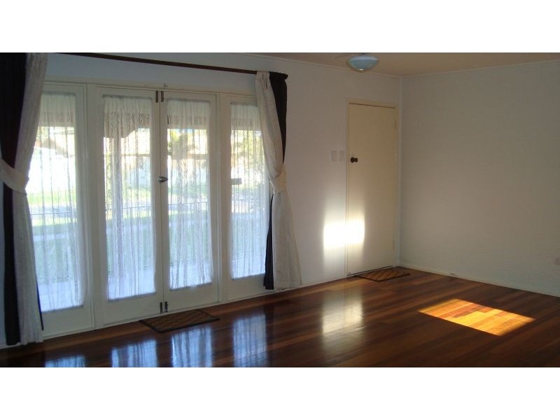 14 Elizabeth Drive, Alexandra Hills QLD 4161