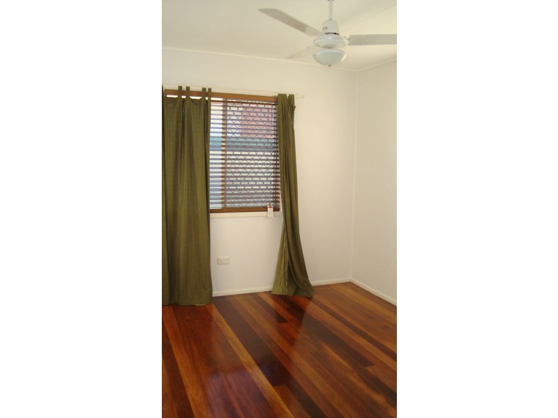 14 Elizabeth Drive, Alexandra Hills QLD 4161