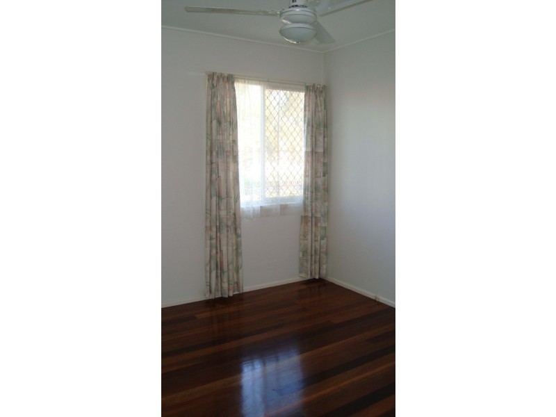 14 Elizabeth Drive, Alexandra Hills QLD 4161