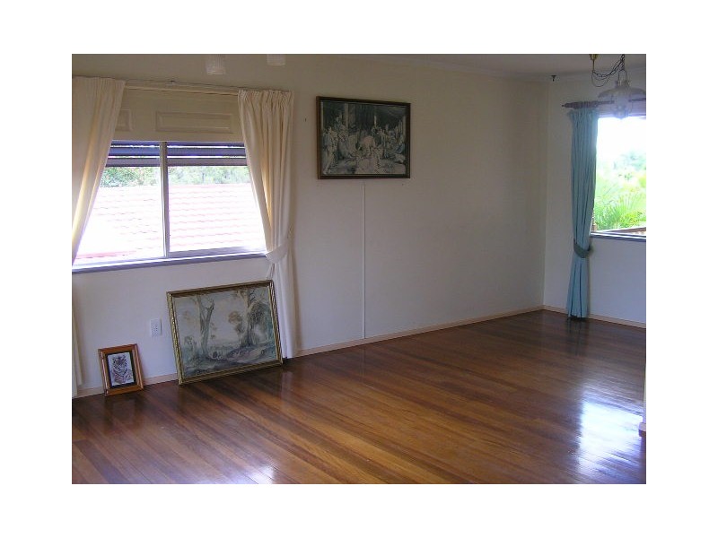 12 Meron Street, Wynnum West QLD 4178