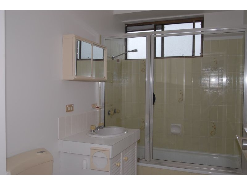 U8, 33 Shore Street, Cleveland QLD 4163