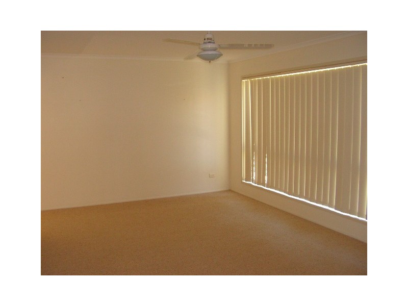40 Cambridge Drive, Alexandra Hills QLD 4161