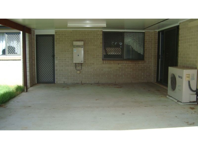 10 Morden Street, Birkdale QLD 4159