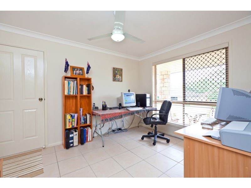 33  Ebony Crescent, Redland Bay QLD 4165