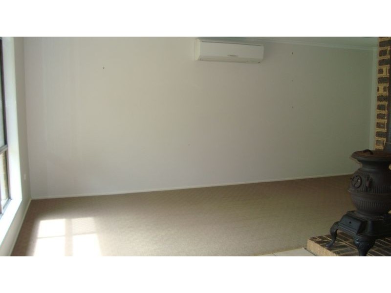 4 Whitehaven, Alexandra Hills QLD 4161