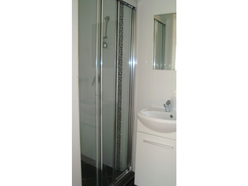 4 Whitehaven, Alexandra Hills QLD 4161