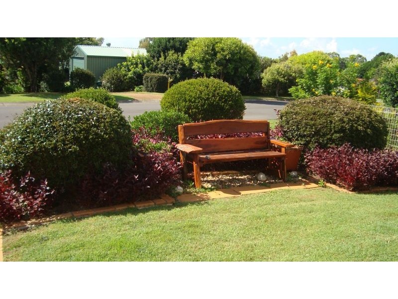 8  Outlook Parade, Ormiston QLD 4160