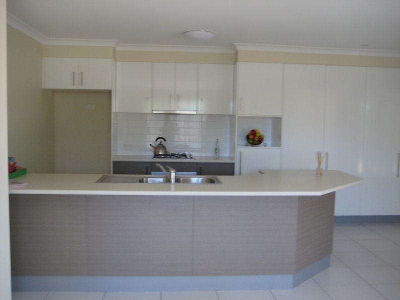 16 Amalia Street, Birkdale QLD 4159