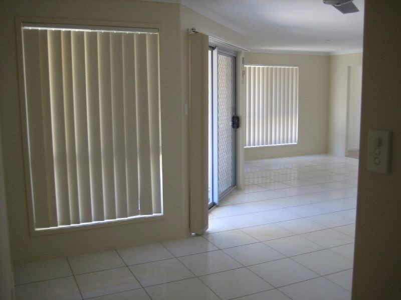 16 Amalia Street, Birkdale QLD 4159