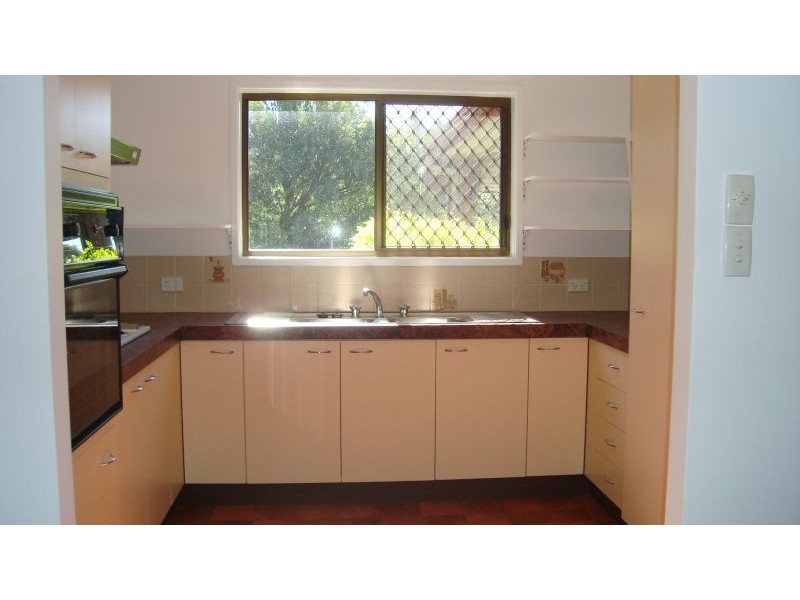 90 Ferry Road, Thorneside QLD 4158