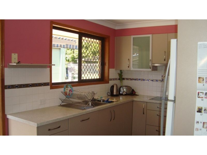 2 Fenchurch, Birkdale QLD 4159
