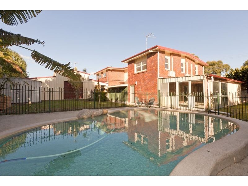 70 Valantine Road, Birkdale QLD 4159