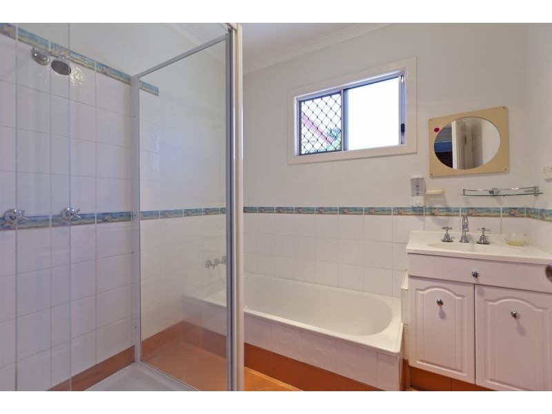 70 Valantine Road, Birkdale QLD 4159