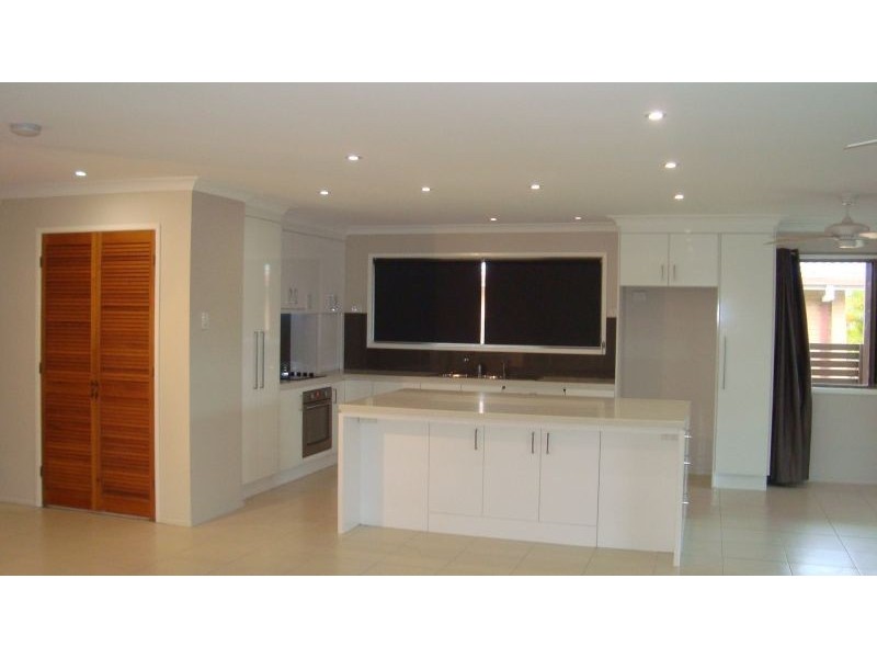 16 Joanne Crescent, Thornlands QLD 4164