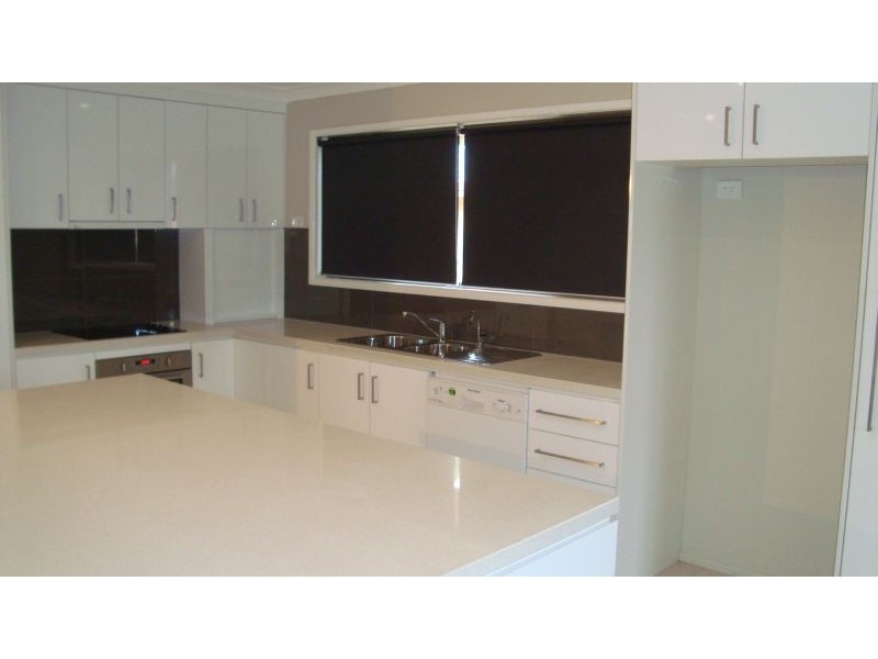 16 Joanne Crescent, Thornlands QLD 4164