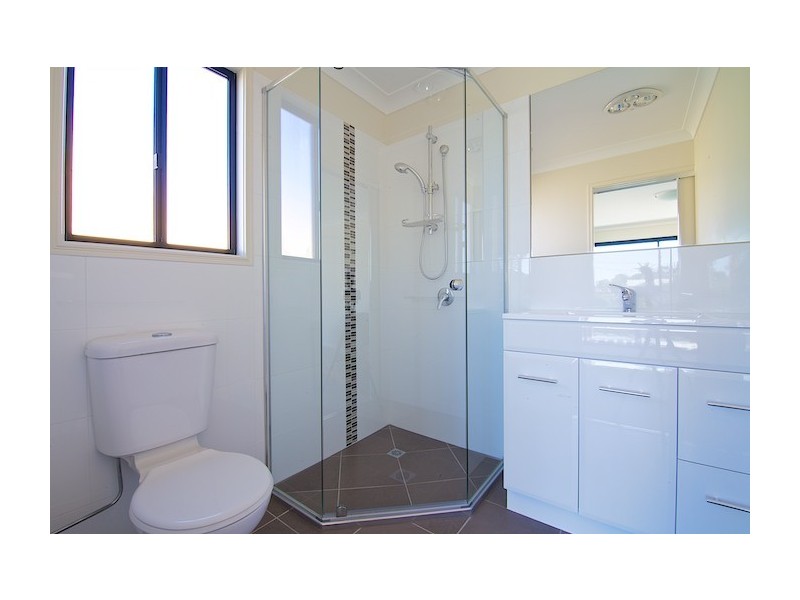 2/65  Queen Street, Cleveland QLD 4163