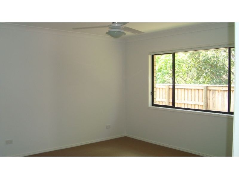 2/333 Old Cleveland Road East, Birkdale QLD 4159