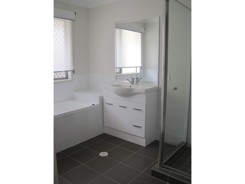 17 Dunnart Street, Victoria Point QLD 4165