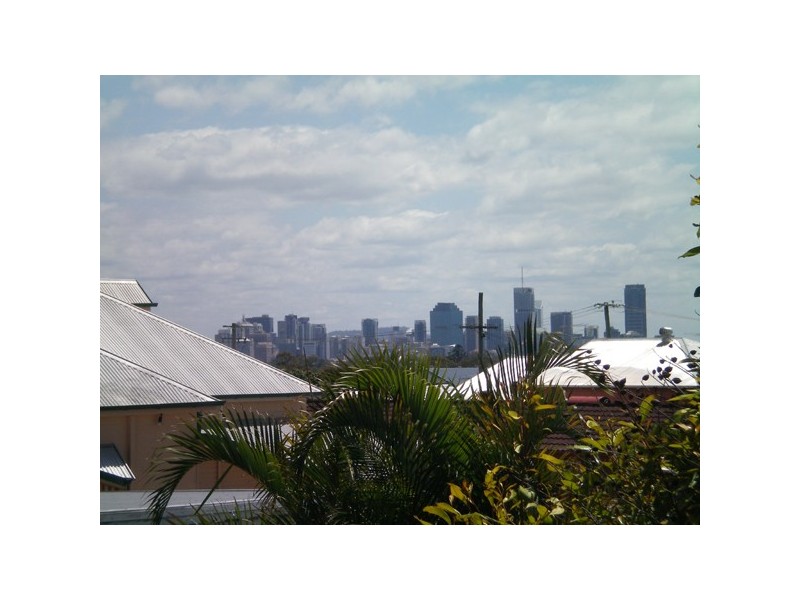 10 Bovelles St, Camp Hill QLD 4152