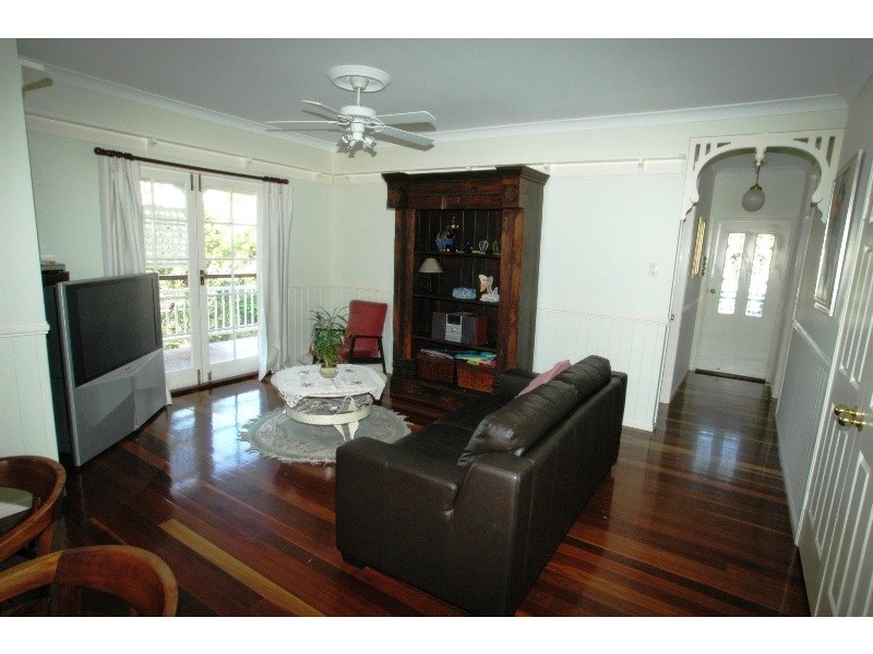 21 Ian Street, Thorneside QLD 4158