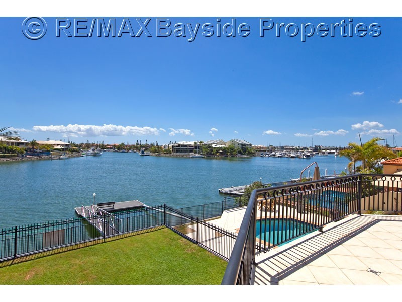 10 Cayman Cres, Raby Bay QLD 4163