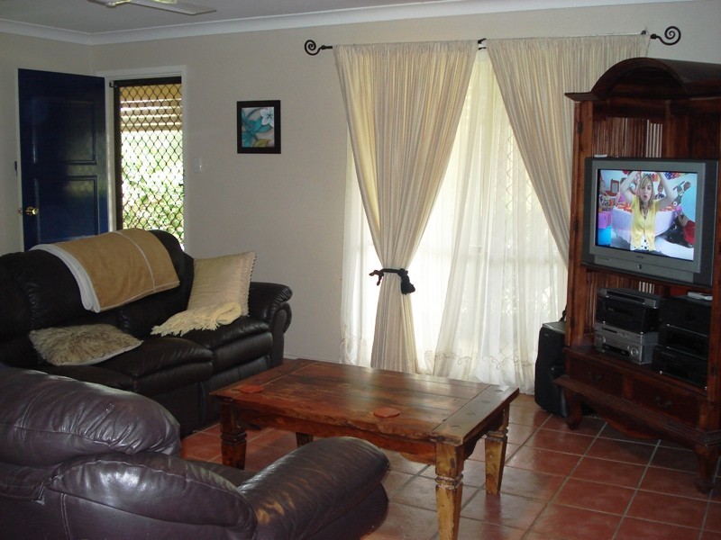 42 Elmhurst St, Capalaba QLD 4157