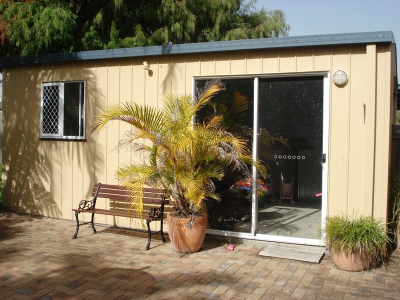 42 Elmhurst St, Capalaba QLD 4157