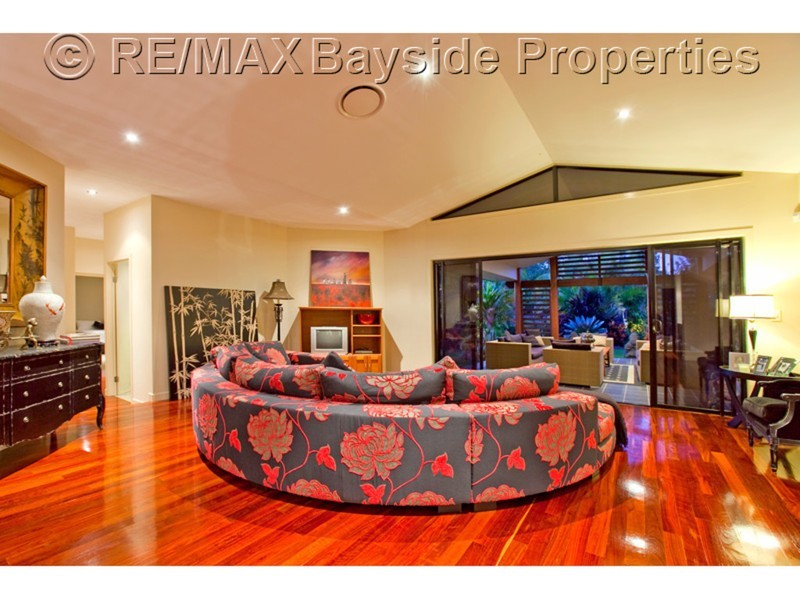 29 Lanaglen Drive, Birkdale QLD 4159