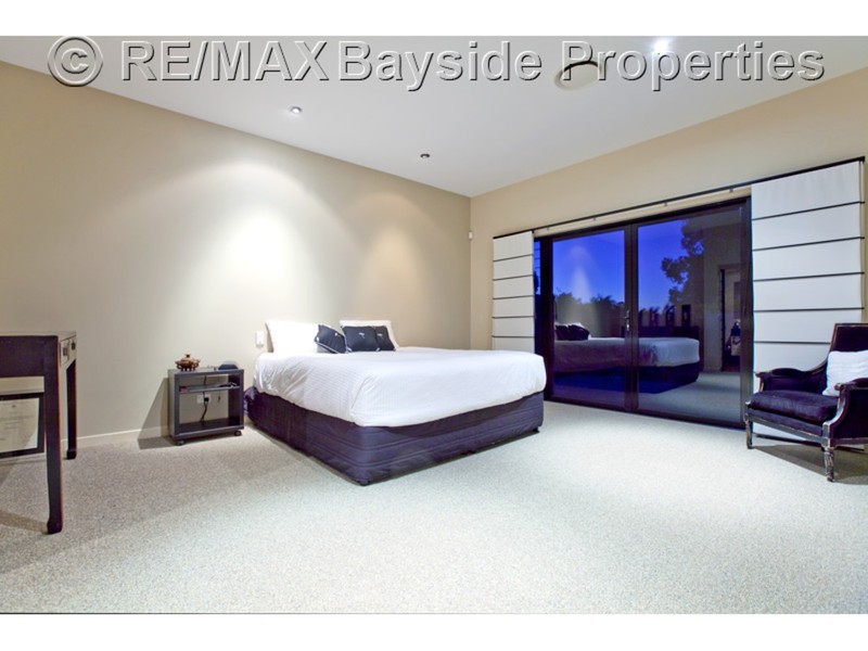 29 Lanaglen Drive, Birkdale QLD 4159