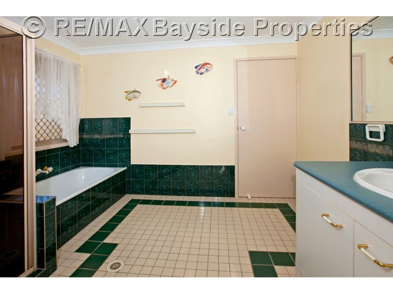 12 Turnberry Drive, Victoria Point QLD 4165